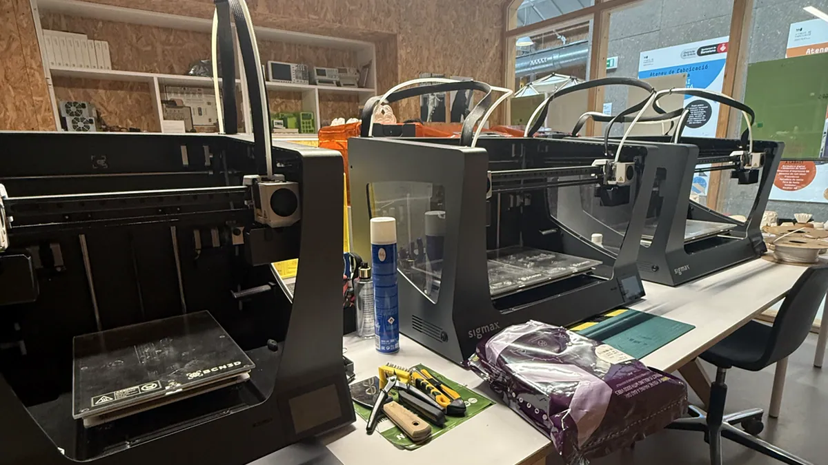 バルセロナの市営Fab施設を使ってみた｜Ateneu de Fabricació de Gràciaで3Dプリンターを使うまで