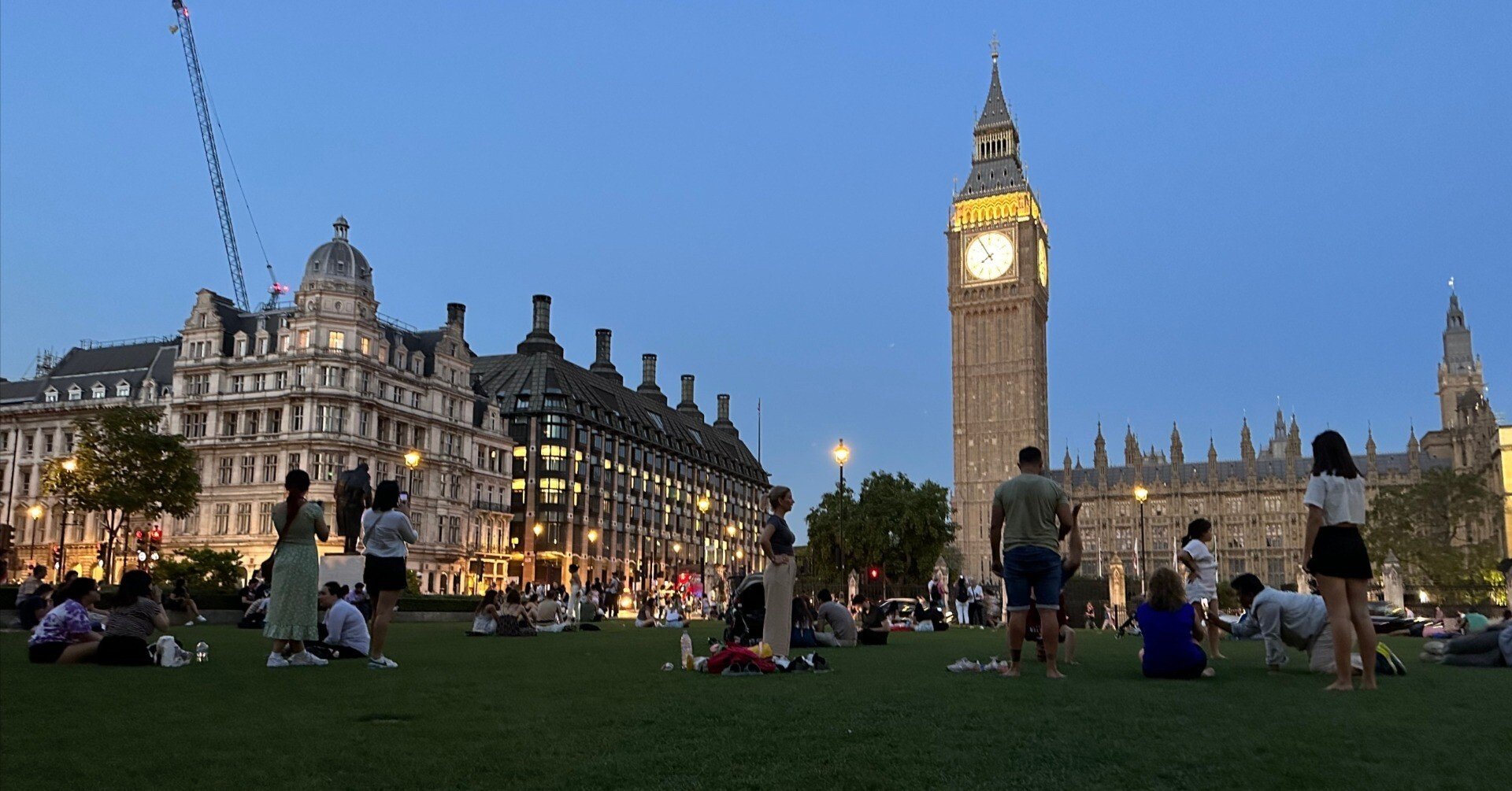 人生で初めてのアフタヌーンティーをイギリス・ロンドンで味わう