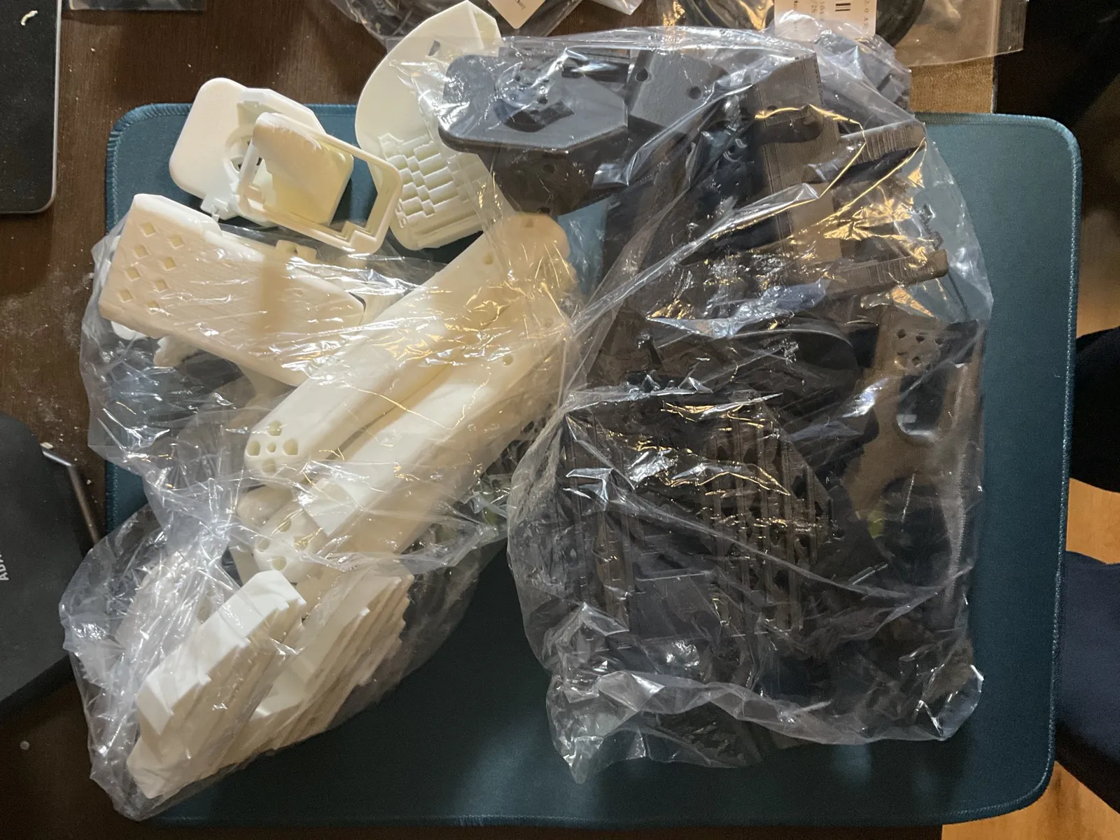 3Dプリントパーツ届いた状態（袋のまま）